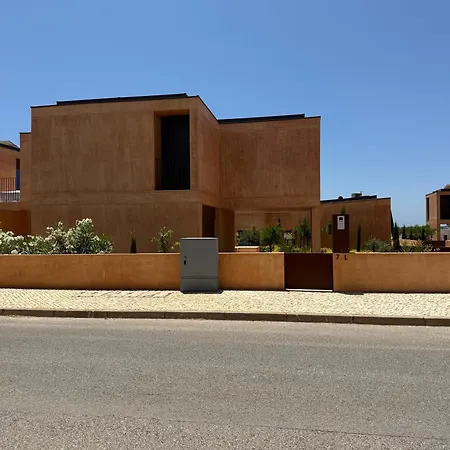 Petra Vilamoura- Modern Retreat Near Beach, Golf & Marina קווארטיירה